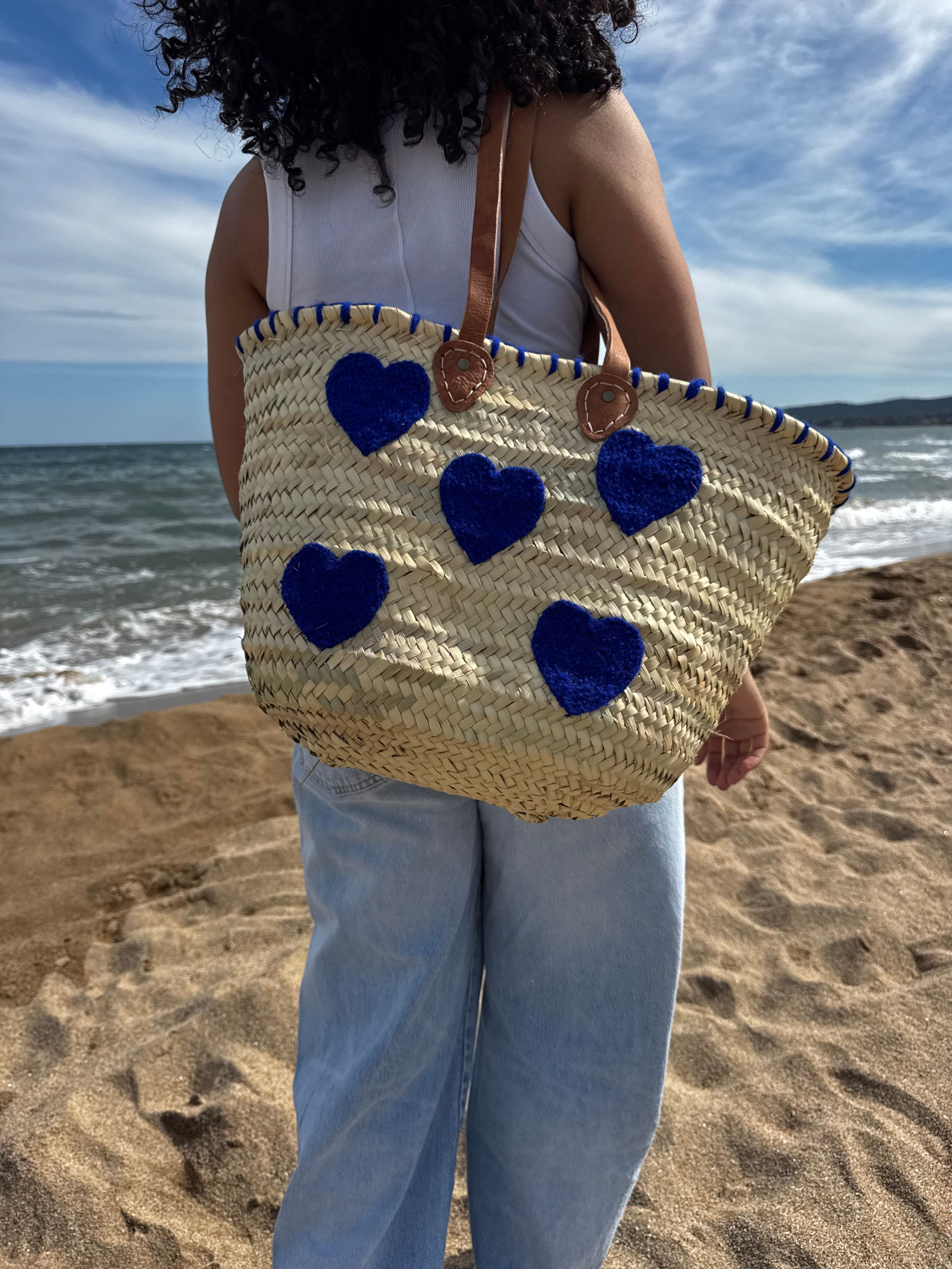 Grand panier marocain cœurs bleus