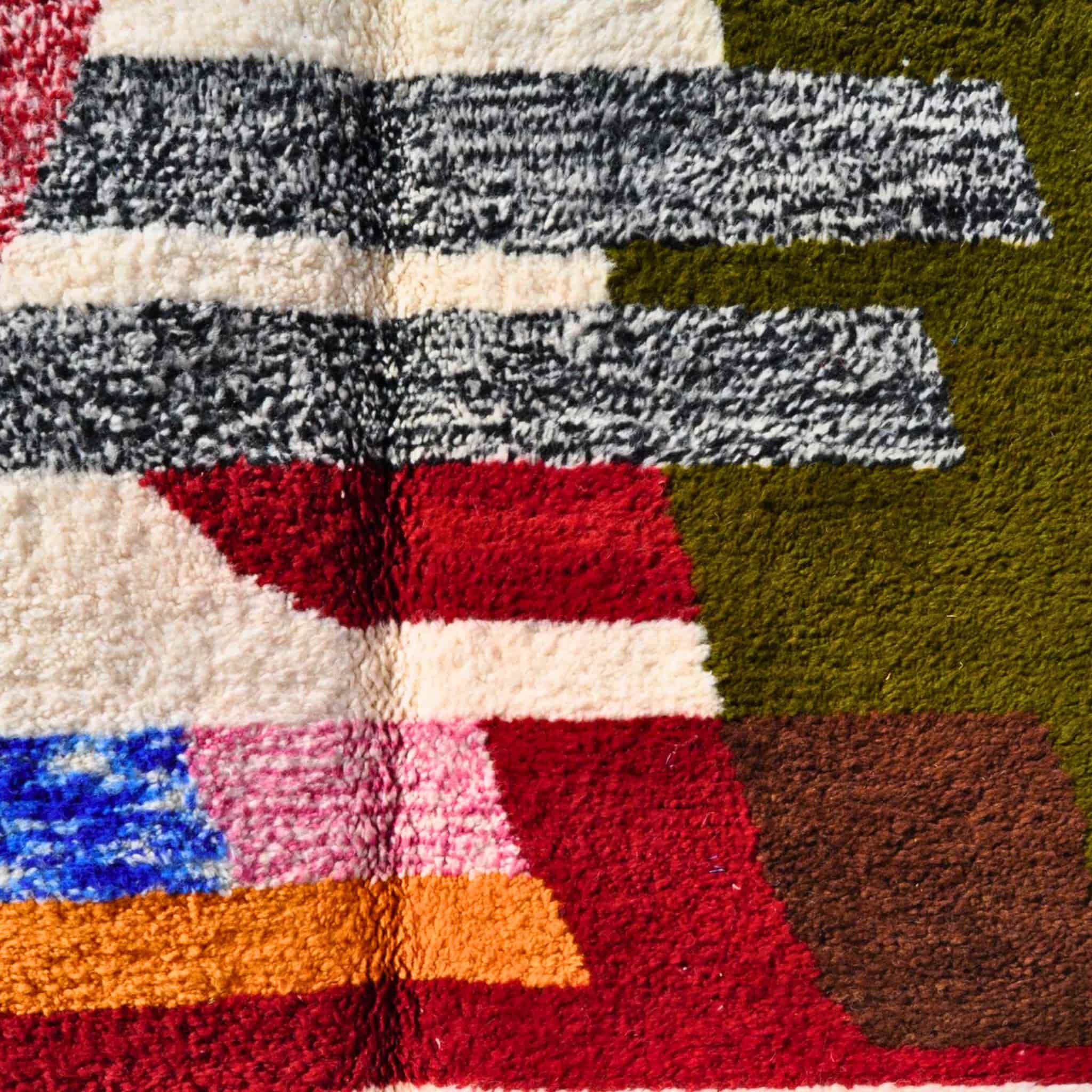 Tapis berbère coloré en laine - n°018 | 160x250 cm - Rue Majorelle